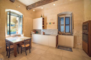 Отель Charming 1BR Maisonette in Valletta  Валетта